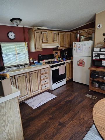 2701 Huizenga Street 25, Norton Shores, MI 49444