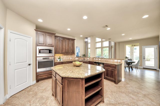 13617 Fountain Mist Drive, Pearland, TX 77584