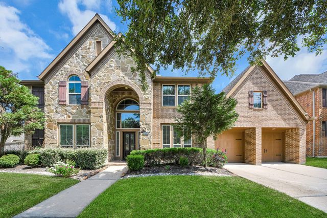13617 Fountain Mist Drive, Pearland, TX 77584