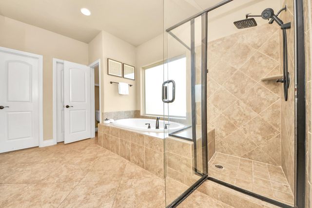 13617 Fountain Mist Drive, Pearland, TX 77584