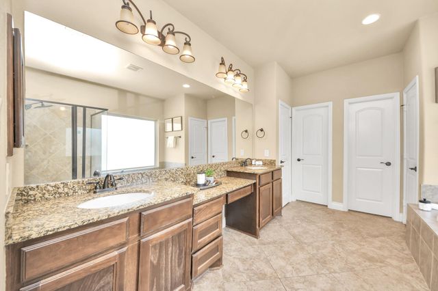 13617 Fountain Mist Drive, Pearland, TX 77584