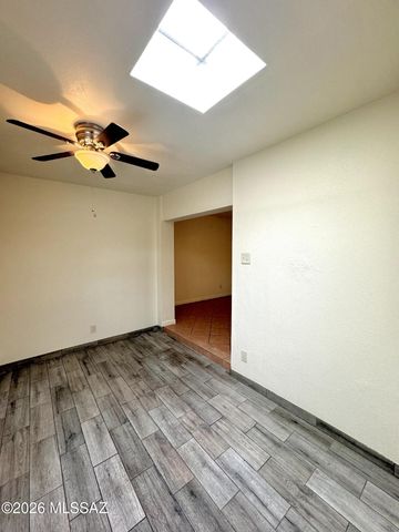 2865 N Fontana Avenue, Tucson, AZ 85705