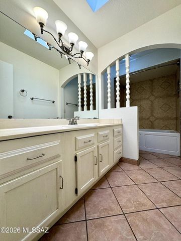 2865 N Fontana Avenue, Tucson, AZ 85705