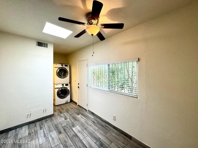 2865 N Fontana Avenue, Tucson, AZ 85705