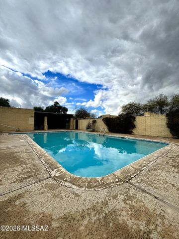 2865 N Fontana Avenue, Tucson, AZ 85705