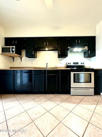 2865 N Fontana Avenue, Tucson, AZ 85705