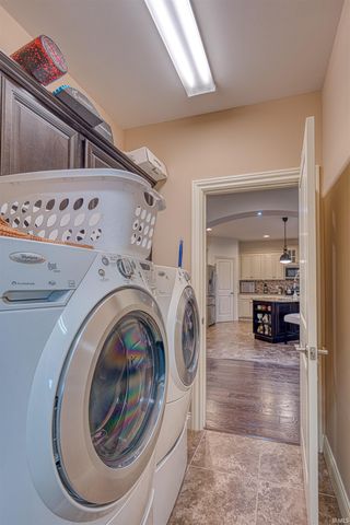 4525 Fieldcrest Place Circle, Newburgh, IN 47630