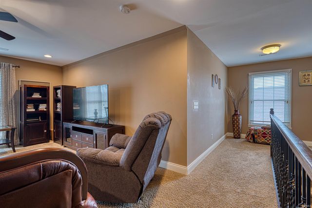 4525 Fieldcrest Place Circle, Newburgh, IN 47630