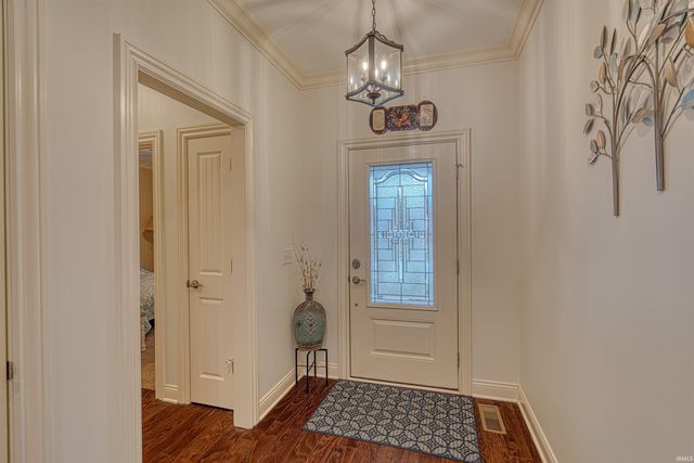 4525 Fieldcrest Place Circle, Newburgh, IN 47630