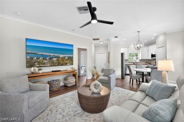 10705 Blue Bimini CIR, Estero, FL 33928