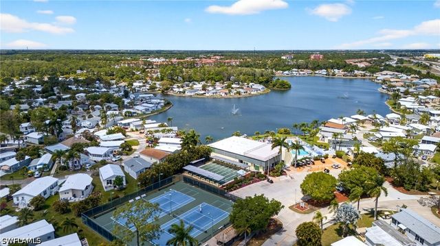 10705 Blue Bimini CIR, Estero, FL 33928