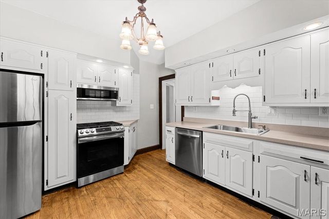 25 Lindorf Drive, Belleville, IL 62223