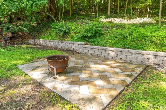 25 Lindorf Drive, Belleville, IL 62223