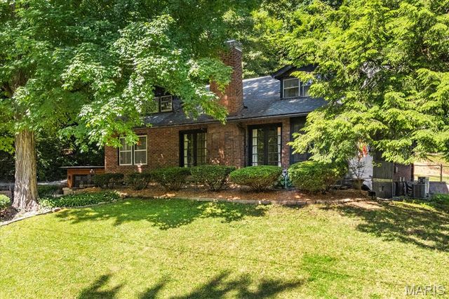 25 Lindorf Drive, Belleville, IL 62223