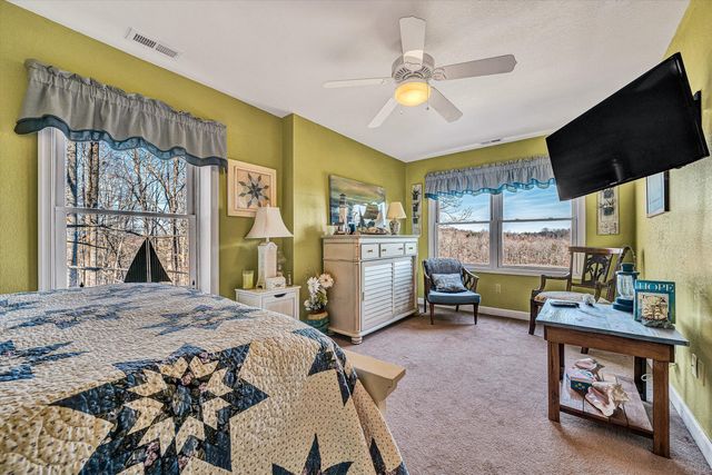 946 High Meadows DR, Wirtz, VA 24184