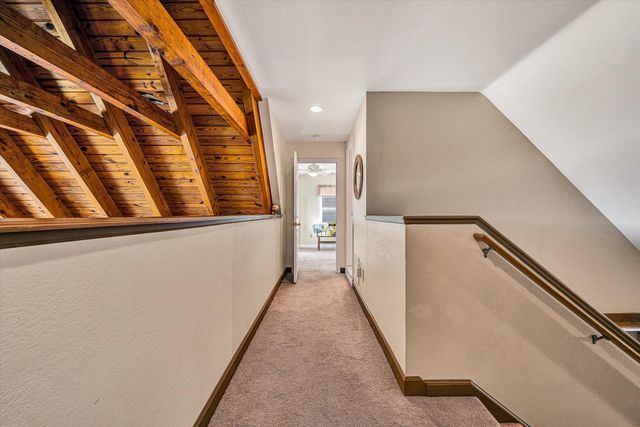 946 High Meadows DR, Wirtz, VA 24184