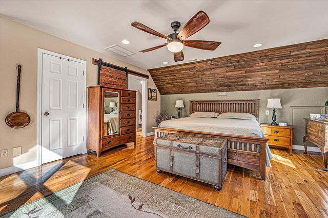 946 High Meadows DR, Wirtz, VA 24184