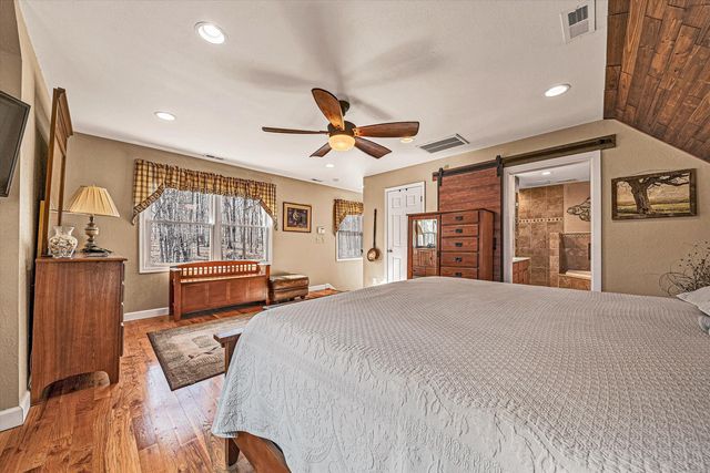 946 High Meadows DR, Wirtz, VA 24184