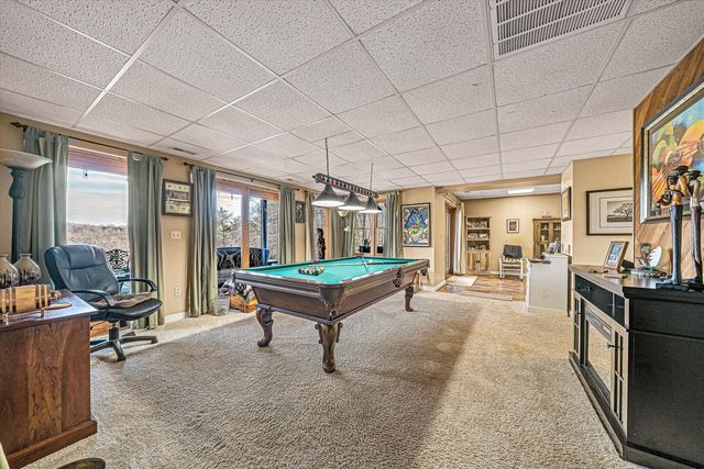 946 High Meadows DR, Wirtz, VA 24184