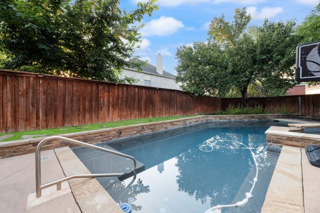 2208 Sheldon Drive, Mckinney, TX 75072