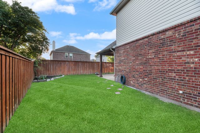 2208 Sheldon Drive, Mckinney, TX 75072