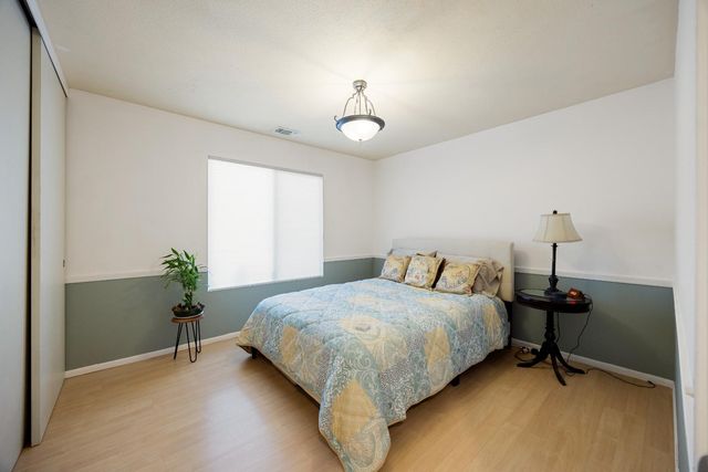 11305 Sutters Mill Cir, Gold River, CA 95670