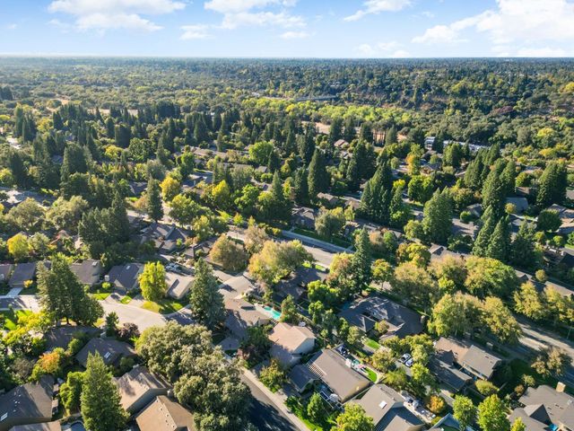 11305 Sutters Mill Cir, Gold River, CA 95670