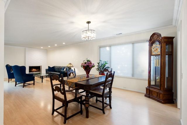 11305 Sutters Mill Cir, Gold River, CA 95670