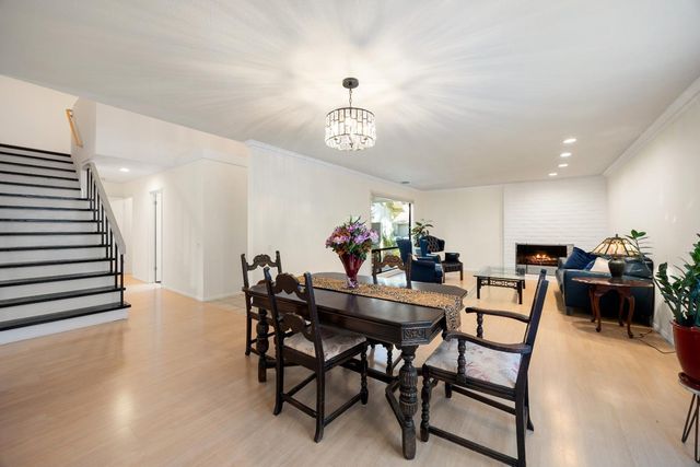 11305 Sutters Mill Cir, Gold River, CA 95670