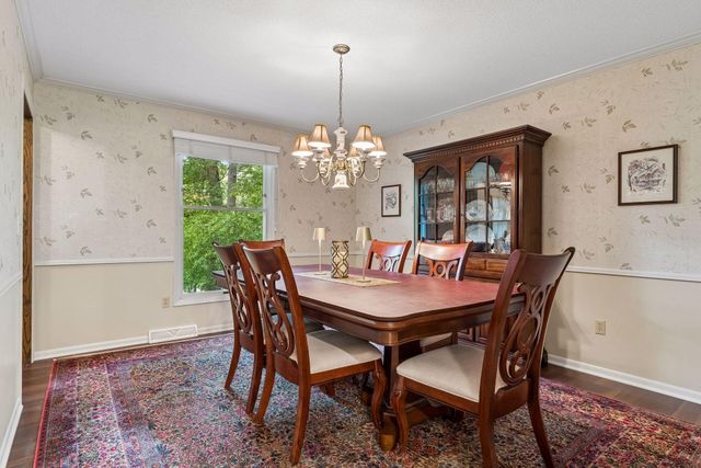 360 Quail Road, Dellwood, MN 55110