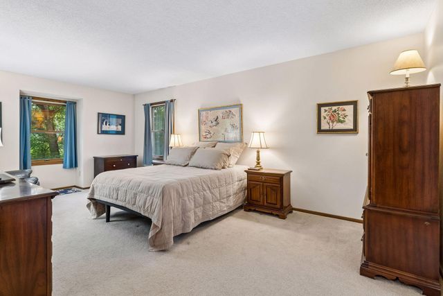 360 Quail Road, Dellwood, MN 55110