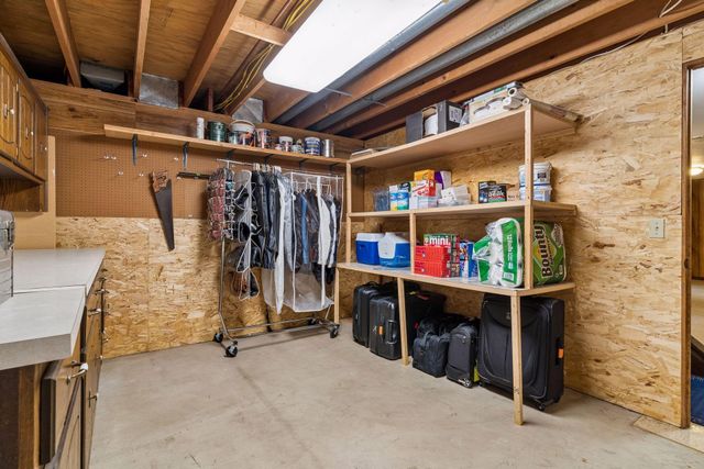 360 Quail Road, Dellwood, MN 55110