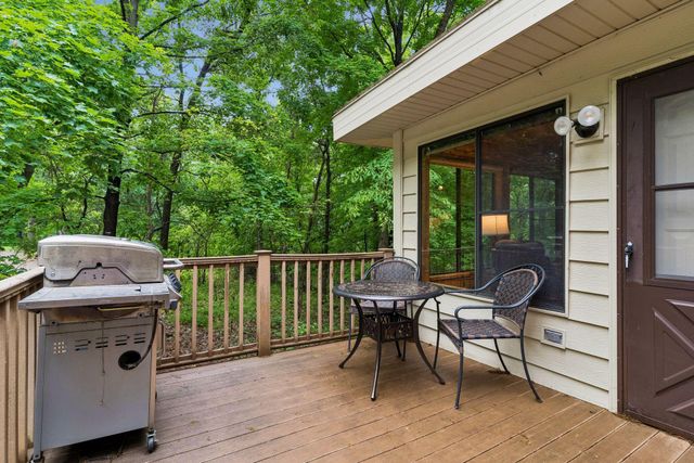 360 Quail Road, Dellwood, MN 55110