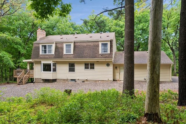360 Quail Road, Dellwood, MN 55110