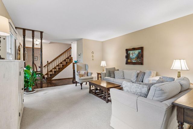 360 Quail Road, Dellwood, MN 55110