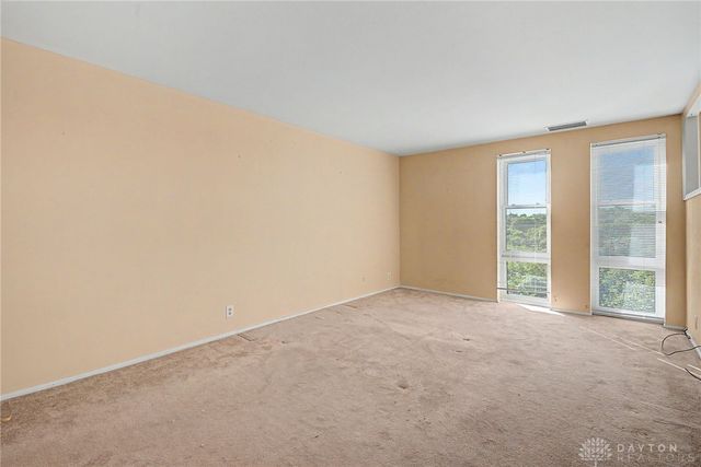 2230 S Patterson Boulevard 112, Kettering, OH 45409