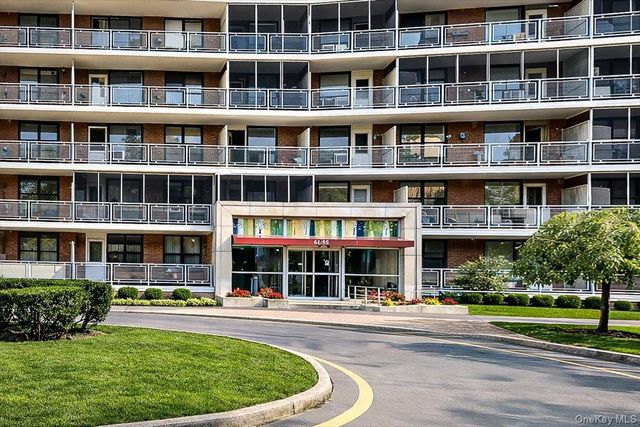 61-55 98th Street 17A, Rego Park, NY 11374