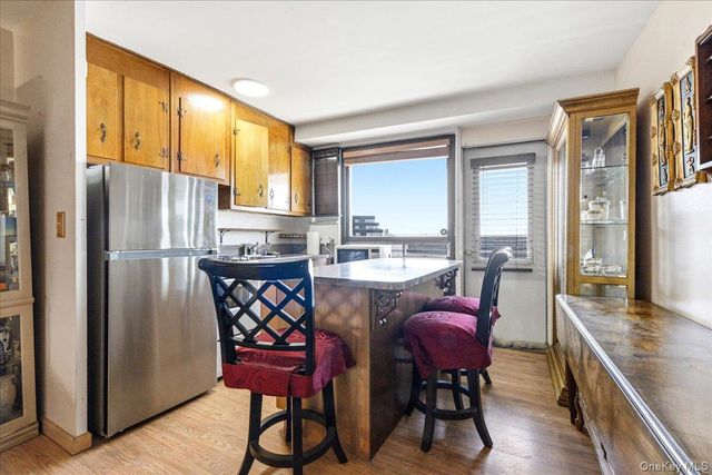 61-55 98th Street 17A, Rego Park, NY 11374