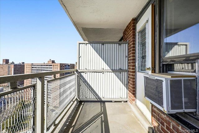 61-55 98th Street 17A, Rego Park, NY 11374