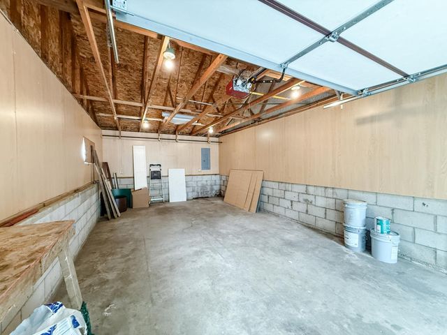 145 Jessamine Avenue E, Saint Paul, MN 55117