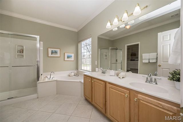 724 Lakeshore Meadows Drive, Wildwood, MO 63038