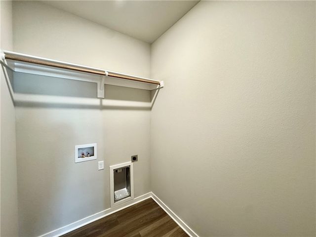 6002 SW Chiefs Avenue, Bentonville, AR 72713