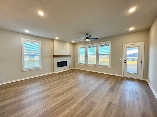 6002 SW Chiefs Avenue, Bentonville, AR 72713