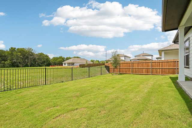 312 Sun Harvest Drive, Royse City, TX 75189
