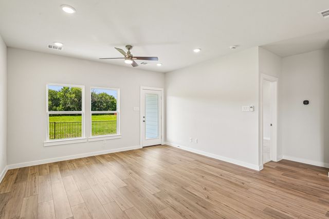 312 Sun Harvest Drive, Royse City, TX 75189