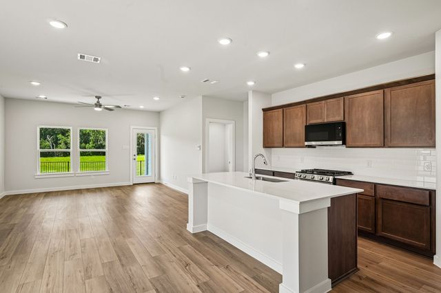 312 Sun Harvest Drive, Royse City, TX 75189