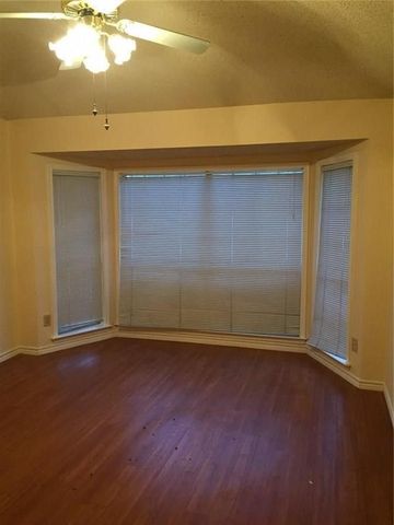 2127 Dover Drive, Carrollton, TX 75006