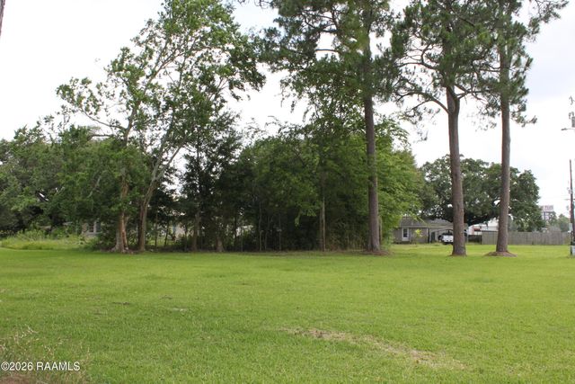 7207 Johnston Street, Lafayette, LA 70503