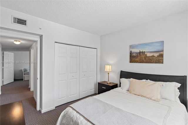 17100 N Bay Rd 1301, Sunny Isles Beach, FL 33160