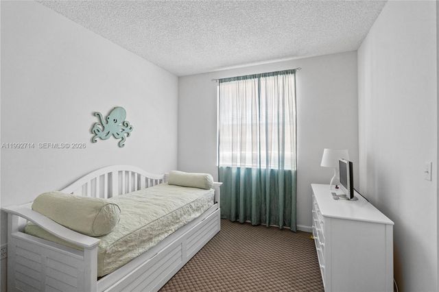 17100 N Bay Rd 1301, Sunny Isles Beach, FL 33160